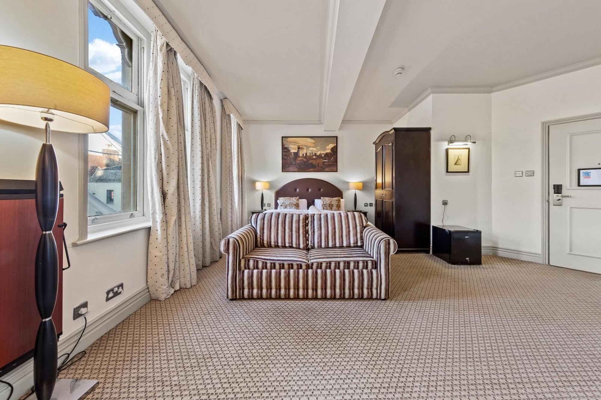 Harte & Garter Apartment วินด์เซอร์ ภายนอก รูปภาพ