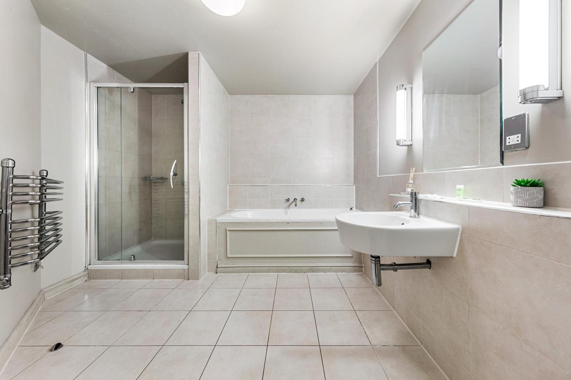 Harte & Garter Apartment วินด์เซอร์ ภายนอก รูปภาพ