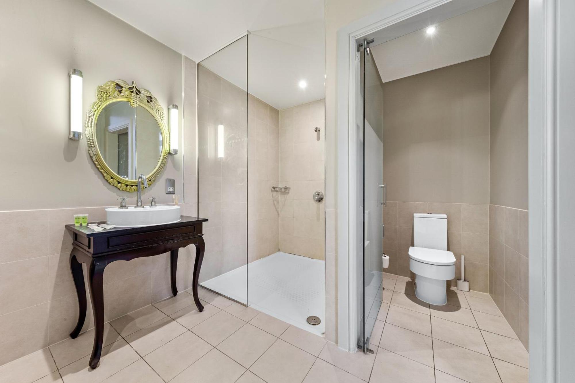 Harte & Garter Apartment วินด์เซอร์ ภายนอก รูปภาพ