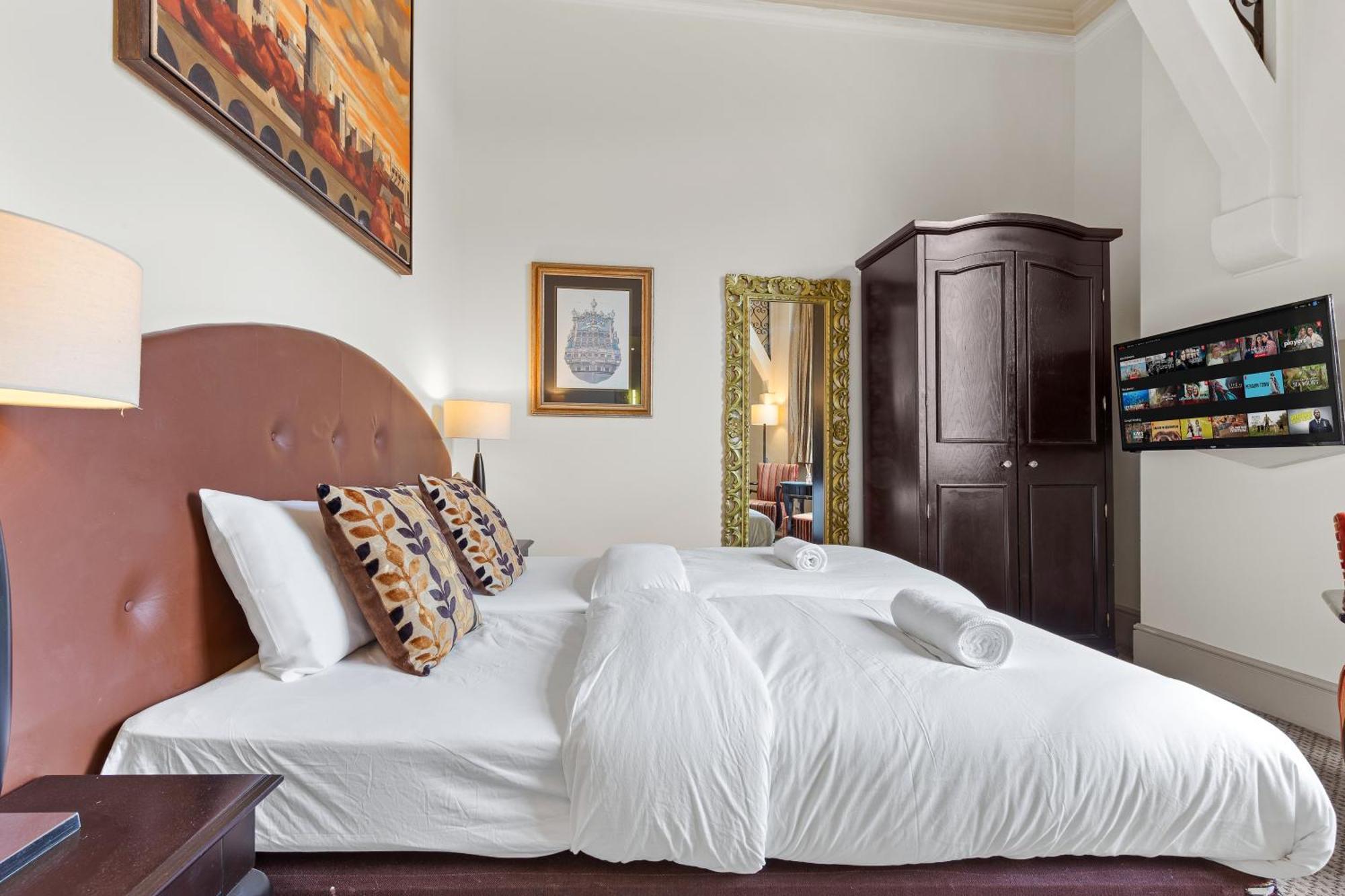 Harte & Garter Apartment วินด์เซอร์ ภายนอก รูปภาพ