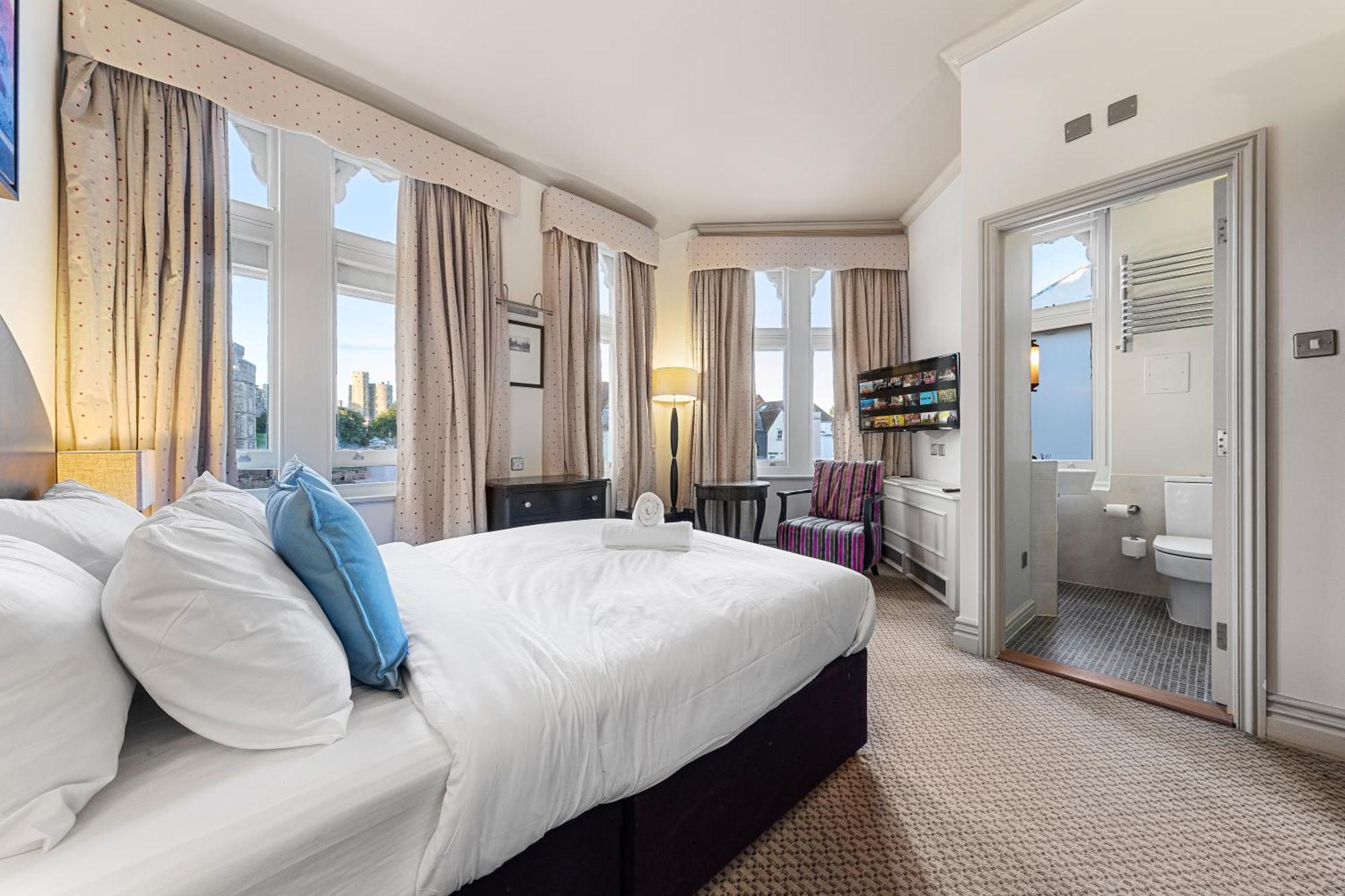 Harte & Garter Apartment วินด์เซอร์ ภายนอก รูปภาพ